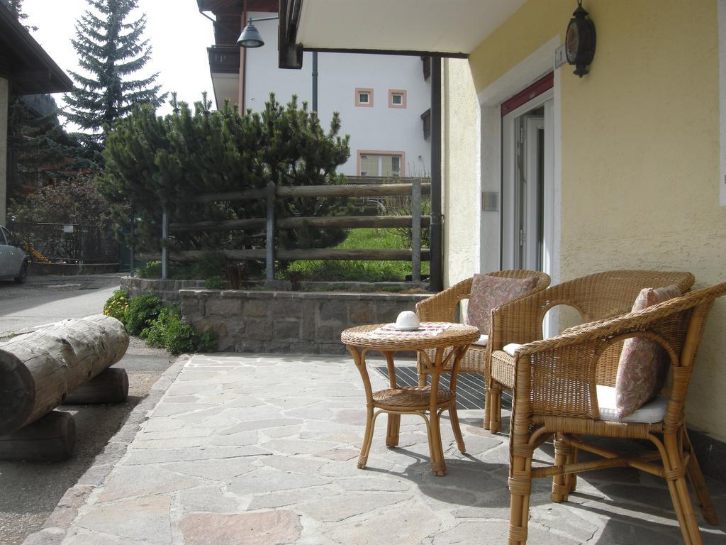 Appartamenti Cesa Maria Mountain Hospitality Canazei Oda fotoğraf