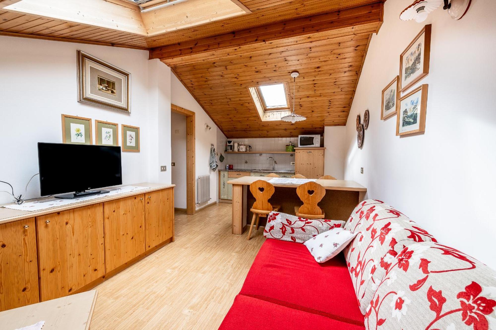 Appartamenti Cesa Maria Mountain Hospitality Canazei Dış mekan fotoğraf