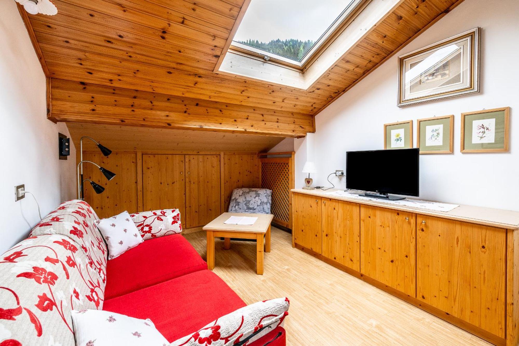 Appartamenti Cesa Maria Mountain Hospitality Canazei Dış mekan fotoğraf