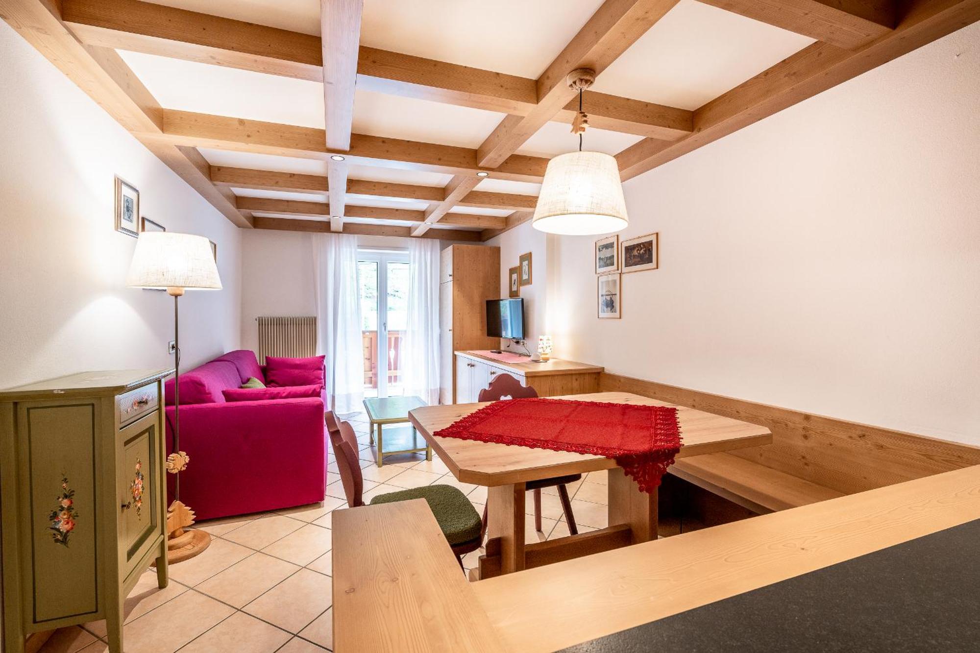 Appartamenti Cesa Maria Mountain Hospitality Canazei Dış mekan fotoğraf